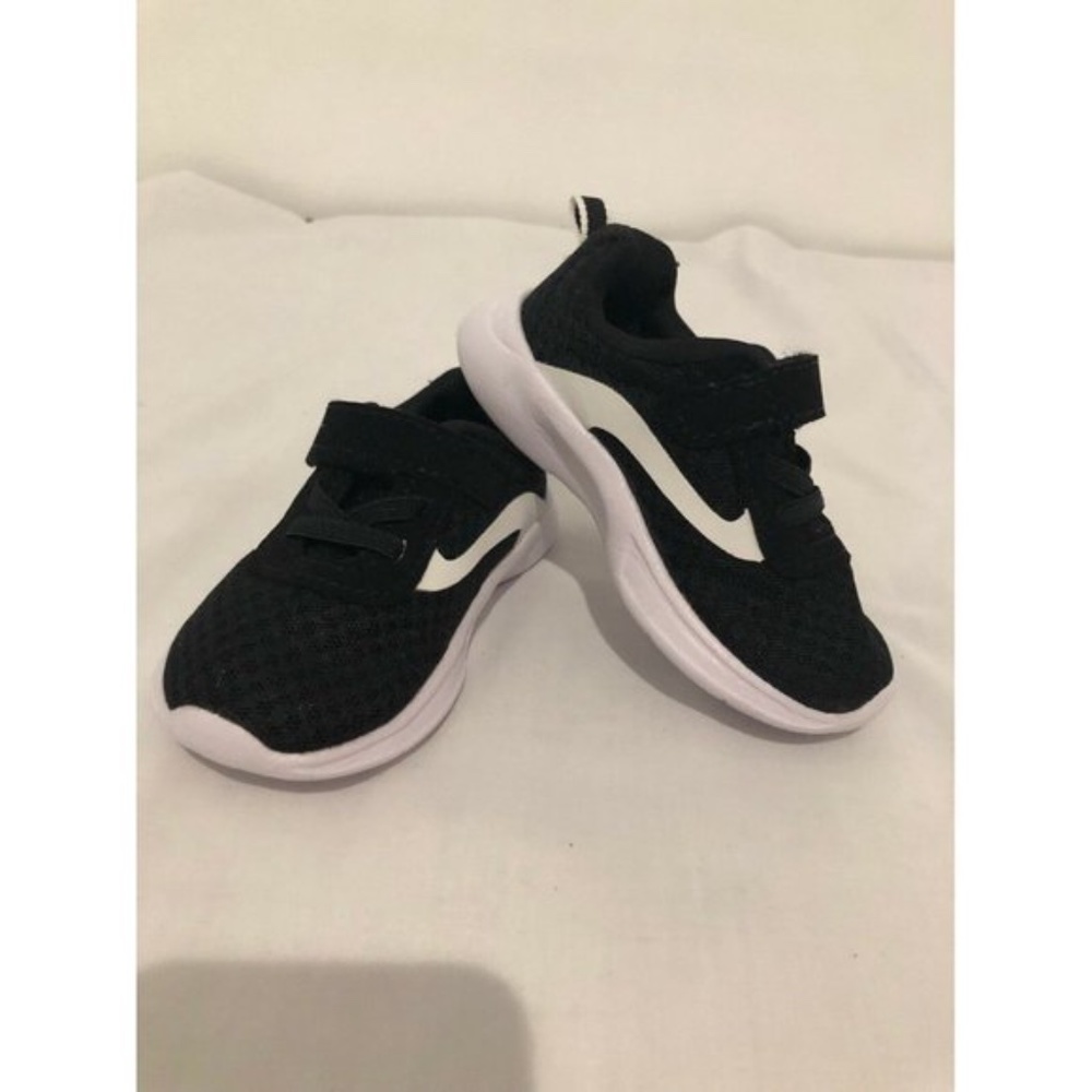 Michael Kors & Wonder Nation Kids Boys Sneakers Shoes Black/ Blue Red Size 5 - Picture 2 of 12